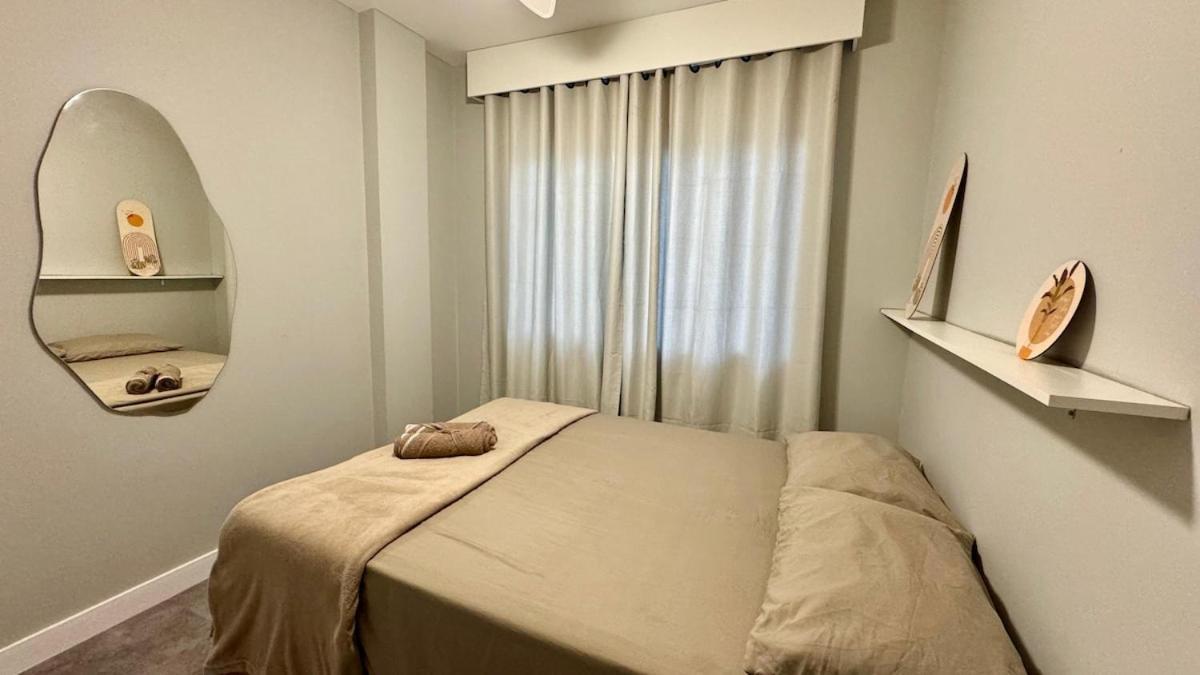 Apto Bc - 100 Metros Da Apartment *
